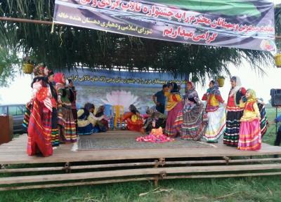 برگزاری جشنواره گلدهی لاله های تالابی در صومعه سرا