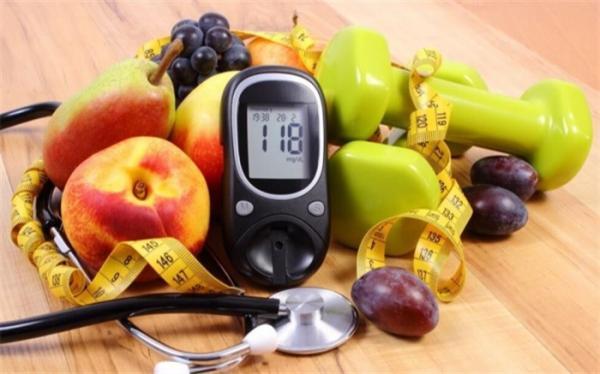 این میوه های کم قند را هر روز بخورید