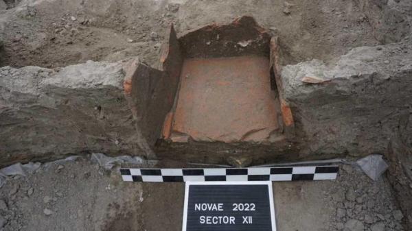 کشف یک یخچال باستانی عجیب که هنوز گوشت دارد!