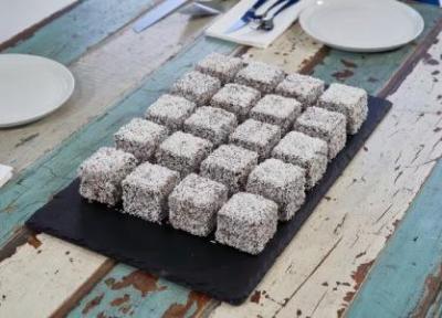 طرز تهیه کیک لمینگتون استرالیایی؛ خوشمزه و خاص