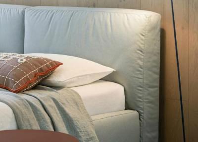 بهینه سازی اتاق خواب با قرار دادن تخت خواب و مبلمان